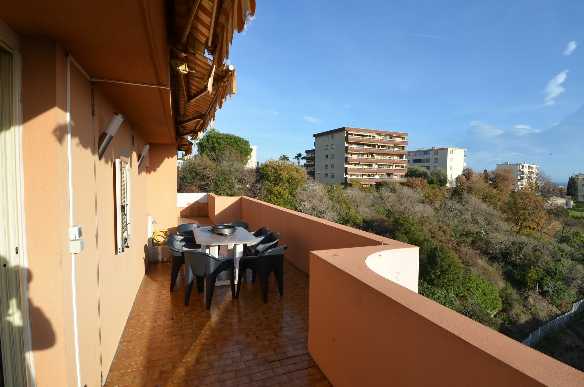 Appartement Rooftop 8 Personnes Grande Terrasse Avec Parking Quartier Aeroport نيس المظهر الخارجي الصورة
